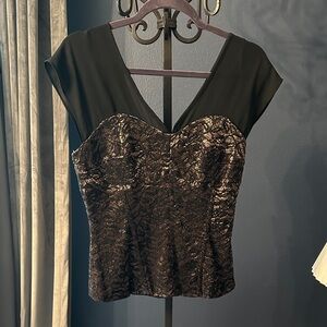 Worthington Black and Gold Blouse